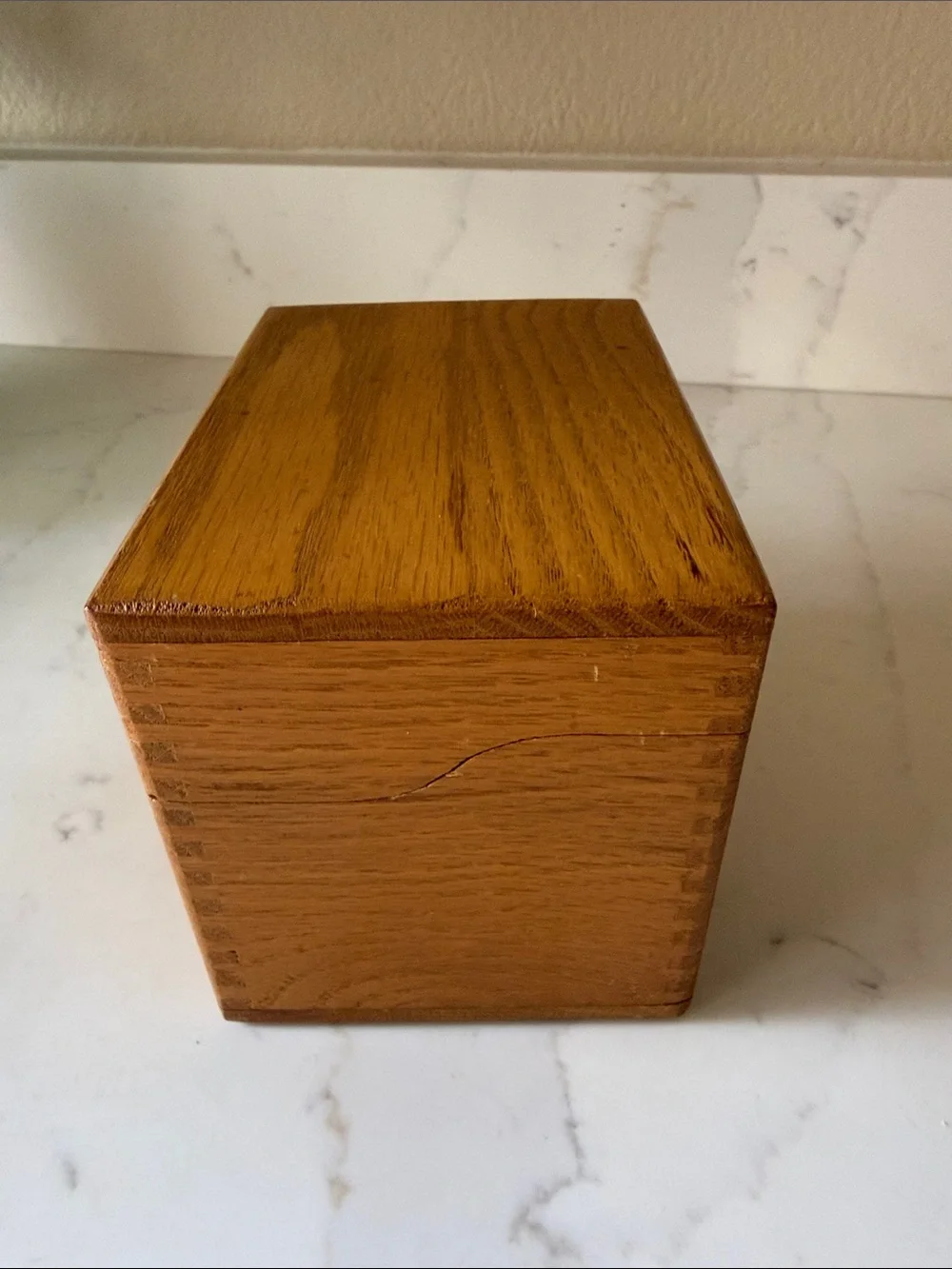 Vintage Wooden Recipe Box 60’s with handwritten recipes